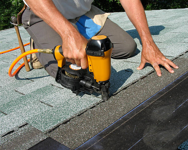 Best Roof Leak Repair  in Manteo, NC